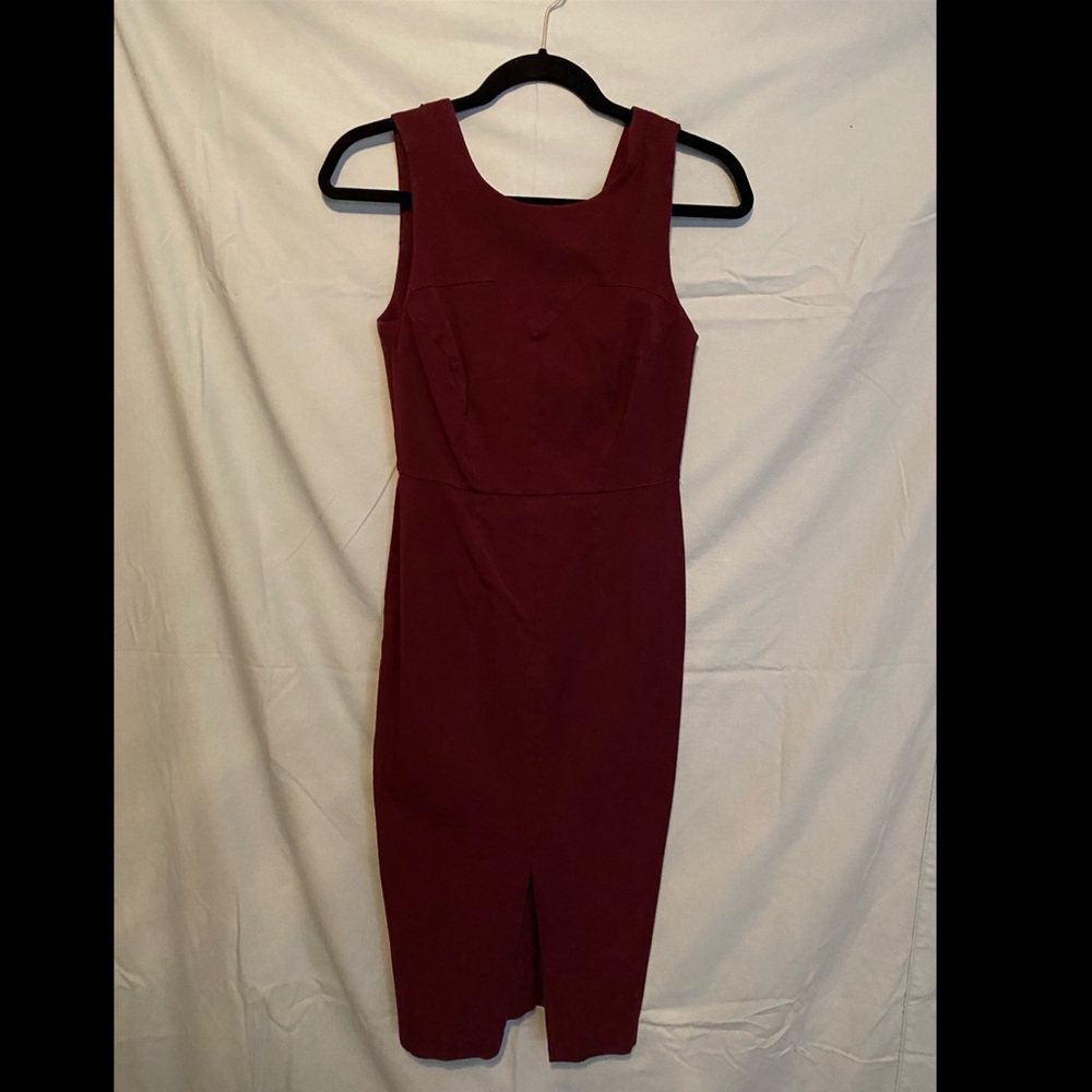 Metaphor Sleeveless Cocktail Dress